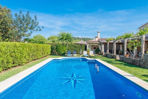 Property building, Pool view, Swimming pool