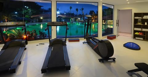 Fitness centre/facilities, Swimming pool