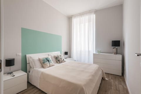 Bedroom, wardrobe