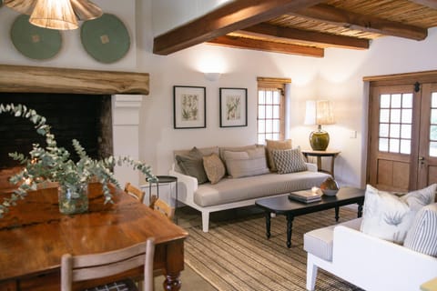 Living room, Internal: Not applicable to any particular room