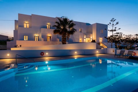 Property building, Swimming pool, Swimming pool, Sunset