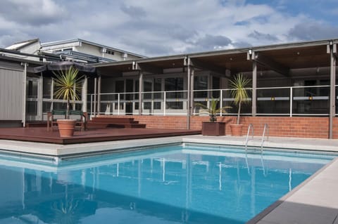 Swimming pool, Swimming pool