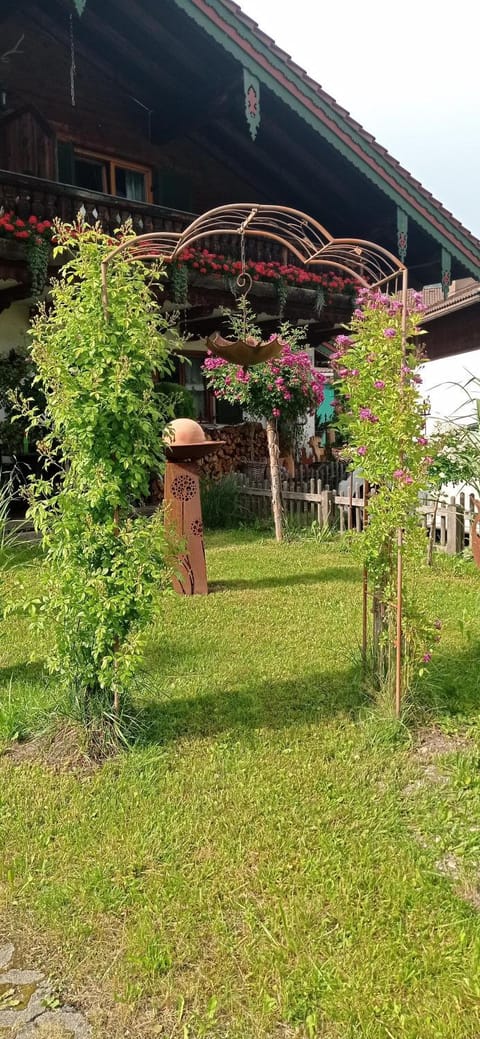 Gästehaus Barbara Schwaiger - Chiemgau Karte Bed and Breakfast in Berchtesgadener Land