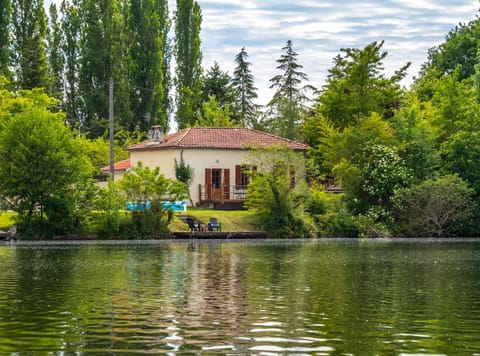 Property building, Activities, Garden view, Mountain view, Pool view, River view