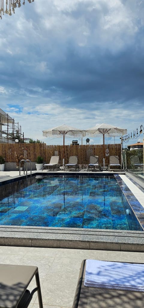 Pool view, Swimming pool