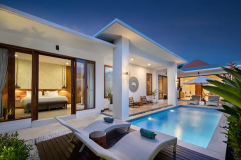 Bedroom, Area and facilities, Swimming pool