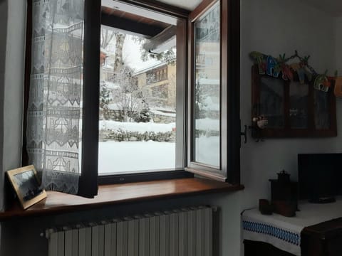 Sauze d'Oulx ciabot la garitüla with garden - wifi- close to the chairlift Apartment in Sauze d'Oulx