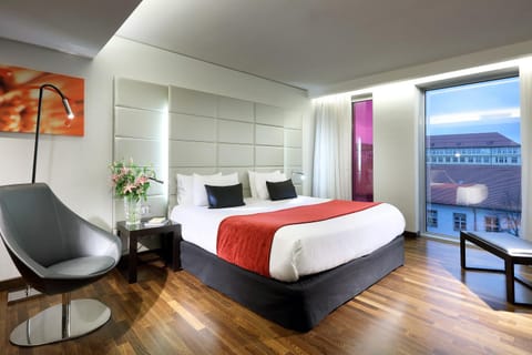 Bed, View (from property/room), Photo of the whole room, Decorative detail, Bedroom
