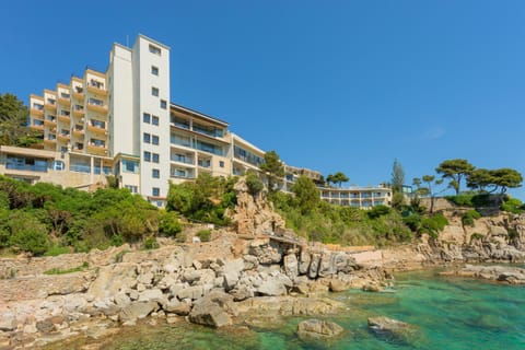Property building, Natural landscape, Sea view