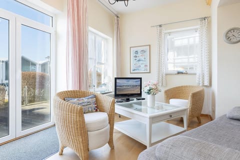 Hafen 13 Hafenblick 1 Apartment in Laboe