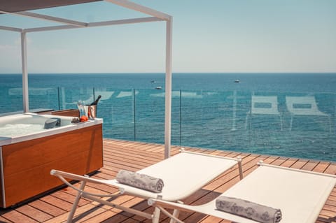 Solarium, Sea view
