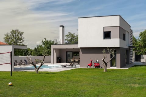 Villa 45 Villa in Peroj