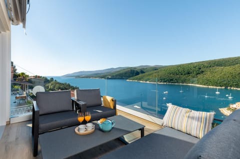 Balcony/Terrace, Balcony/Terrace