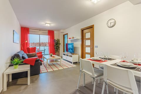 Communal lounge/ TV room, Living room, Seating area, Dining area
