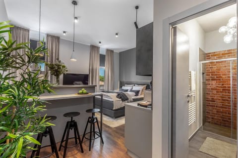Bathroom, Dining area, Bedroom