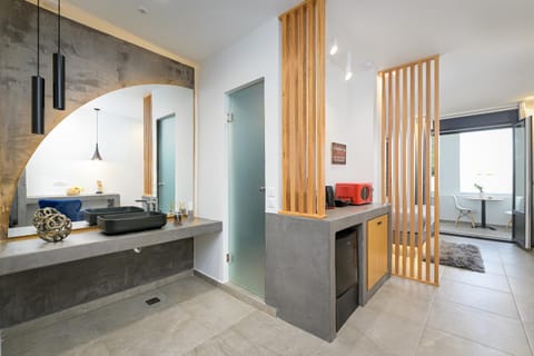 George & Joanna Suites Santorini Apartment in Thera