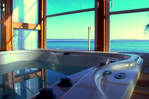 Hot Tub, Massage, Sea view