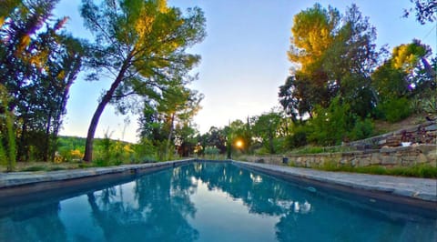 Swimming pool, Swimming pool