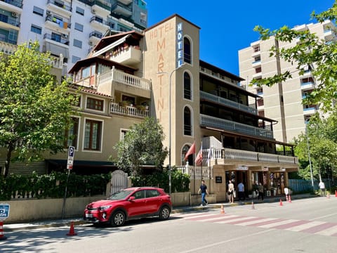 Property building, Street view, Location, Parking