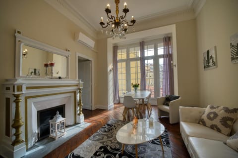 Prestige Designer Apartment, Super Central Apartment in Nice