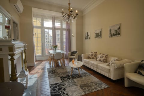 Prestige Designer Apartment, Super Central Apartment in Nice