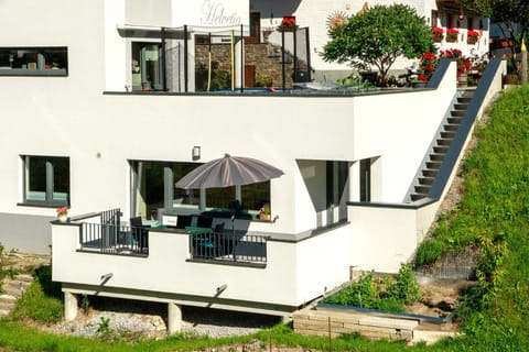 Nearby landmark, Facade/entrance, Garden view, Landmark view, Mountain view, River view