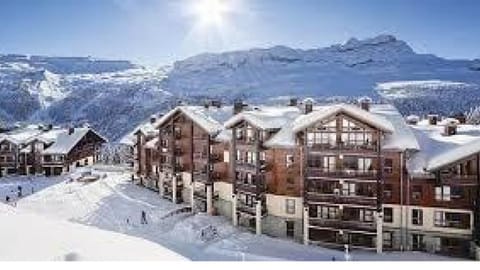 Flaine prime ski in, ski out Apartment Apartment hotel in Arâches-la-Frasse