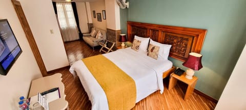 Photo of the whole room