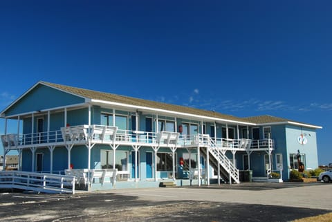 Facade/entrance, Facade/entrance