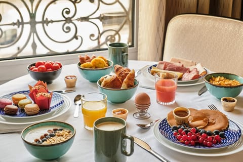 Food and drinks, Food, Breakfast, Continental breakfast, Buffet breakfast