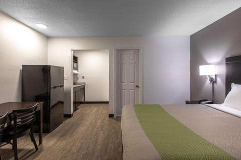 Kitchen or kitchenette, Photo of the whole room, Seating area, On site