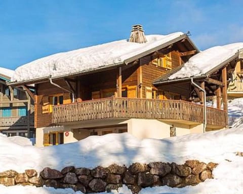 Chalet Le Renard Du Lac Chalet in Les Gets