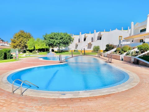Garden, Swimming pool