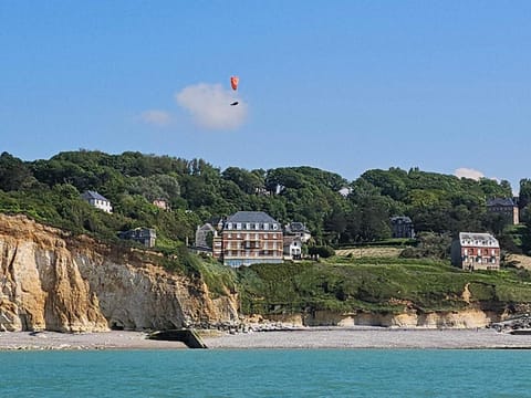 Property building, Natural landscape, Beach