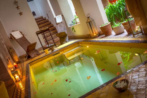 Hot Tub, group of guests