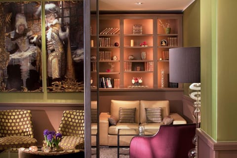 Lounge or bar, On site