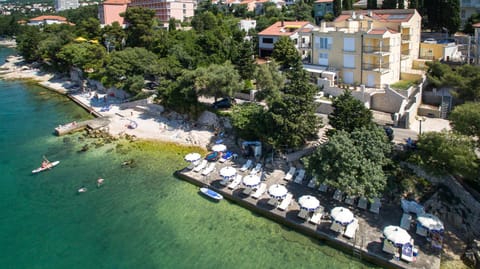 Day, Neighbourhood, Summer, Beach, On site