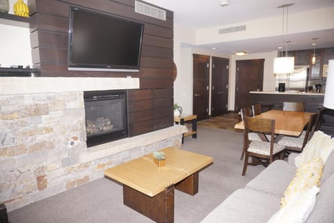 Slopes View Hayden Lodge Apartment in Snowmass Village