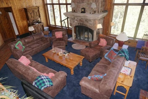 201 Edgewood Ln (203151-1719) Home House in Snowmass Village