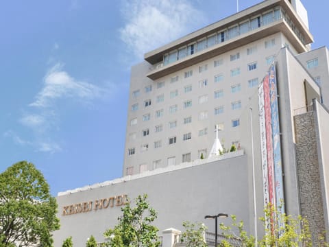 Day, Landmark view