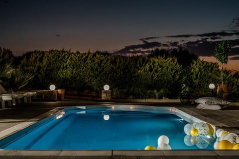 Garden, Swimming pool