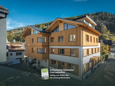 Property building, Day, Mountain view