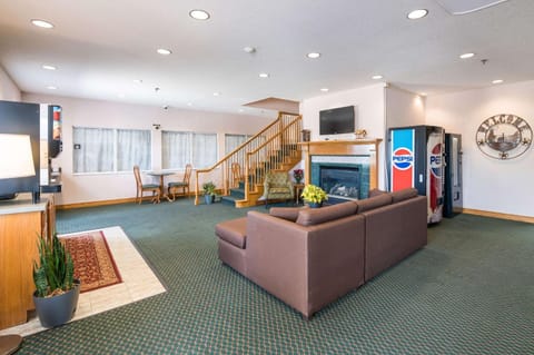 Lobby or reception, On site