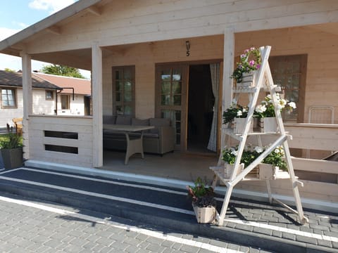 Domki w Charzy pod Kotwica - Charzykowy Nature lodge in Pomeranian Voivodeship