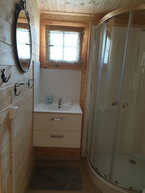 Domki w Charzy pod Kotwica - Charzykowy Nature lodge in Pomeranian Voivodeship