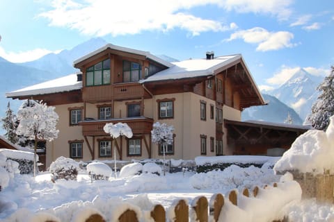 Gästehaus Trixl Apartment in Zell am See