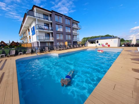 Property building, Swimming pool