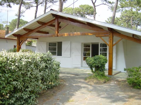 Property building, Garden view