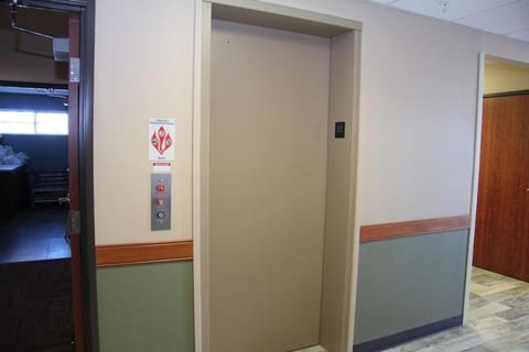 Green Acres Hotel Hotel in Illinois