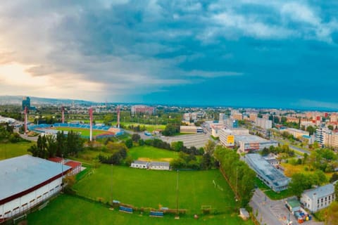 Neighbourhood, Natural landscape, Bird's eye view, City view, Street view